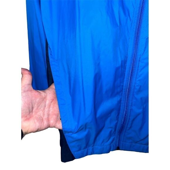 Columbia young men’s XL (18/20) Blue Full Zip Lightweight Hooded Rain Jacket - Picture 3 of 6